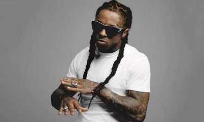 Lil Wayne w białej koszulce w okularach