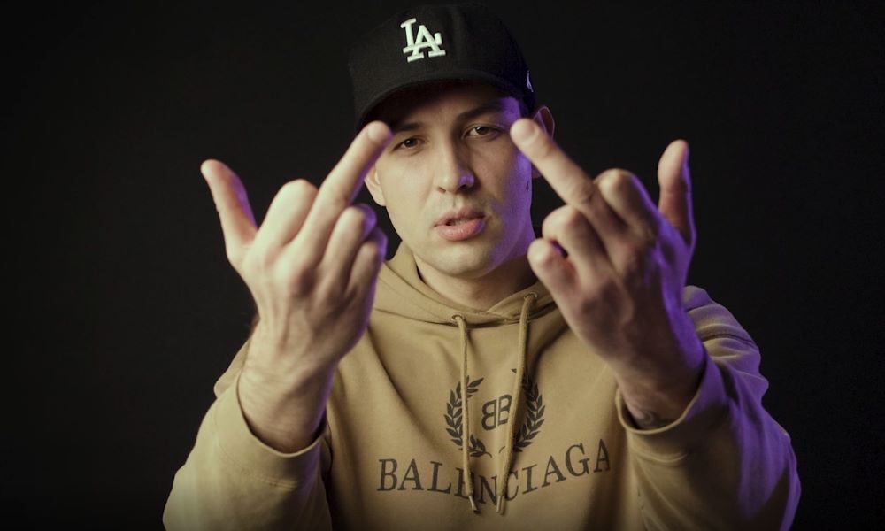 Ricky W Rurze Za tekstami Maty stoi Białas? Poważne zarzuty Rickiego