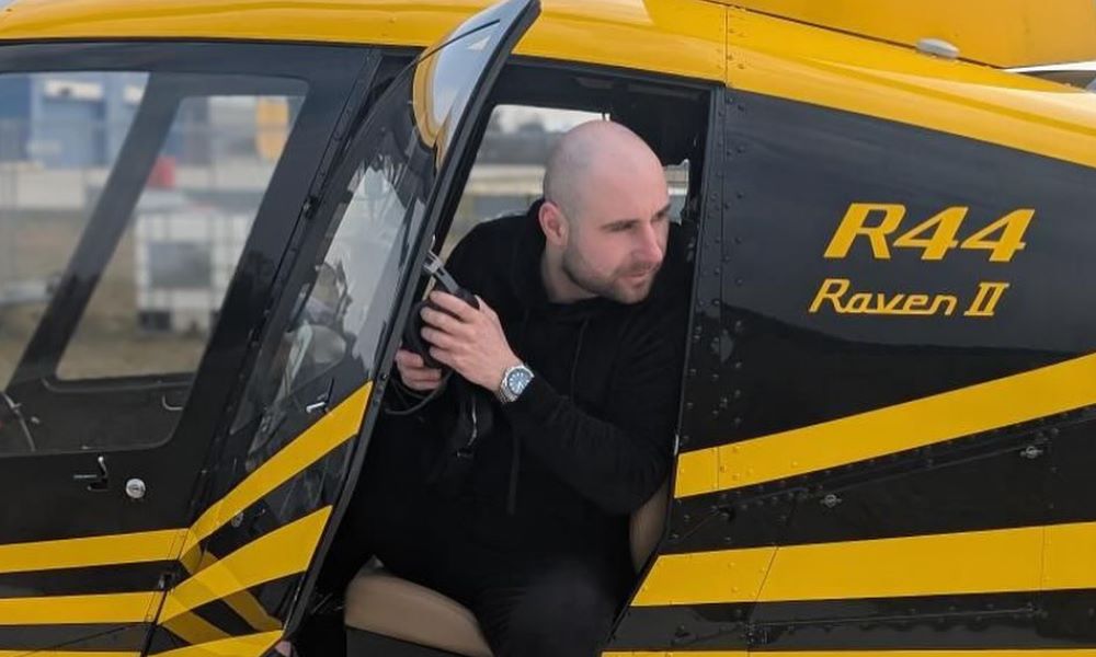 dawid obserwator w helikopterze