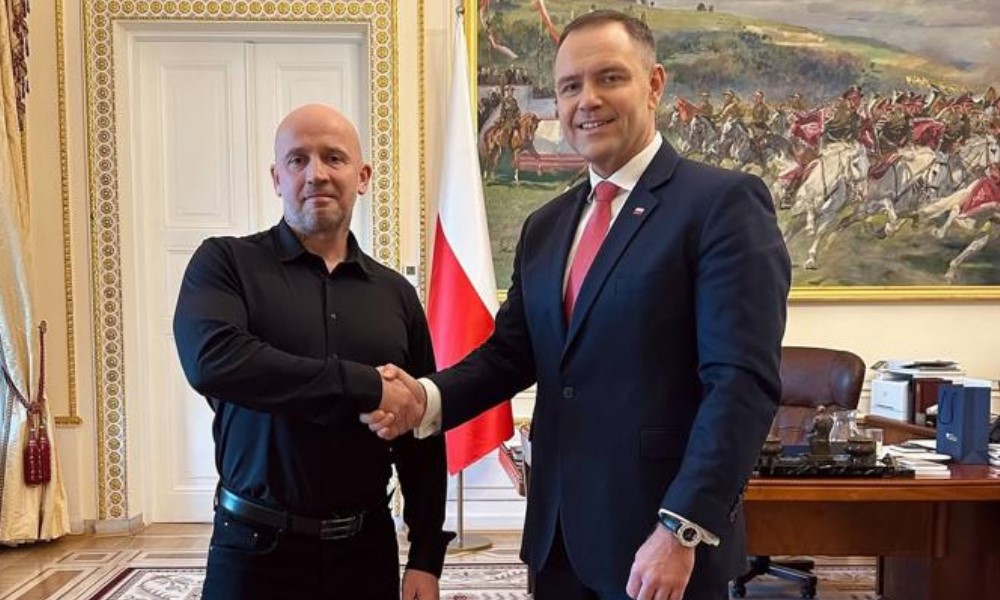 peja prezydent nawrocki