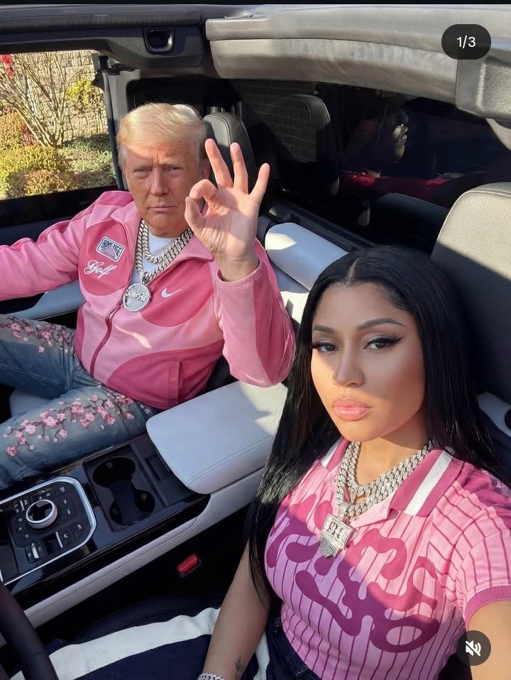 Nicki Minaj i prezydent USA Donald Trump w różowych strojach w aucie. Raperka wygenerowała zdjęcie przez AI.
